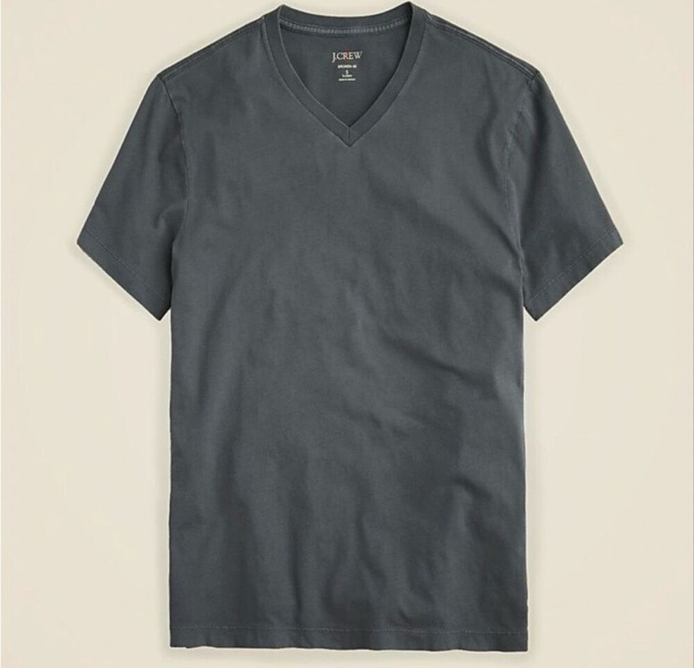 J. Crew broken in Short Sleeve V-Neck Tee in Grey NWT size Medium